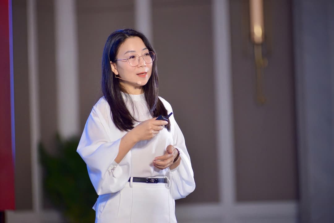[CafeF] AI ngày càng mạnh, vì sao trải nghiệm khách hàng vẫn chưa liền mạch?
